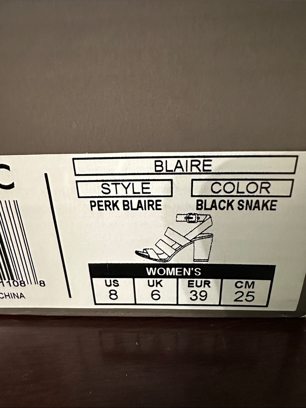 Vionic Blair Black Faux-Snakeskin Strappy Sandals. Like new - Picture 2 of 4